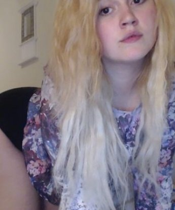 Сладкая, нежная, горячая шатенка приглашает провести время в атмосфере страсти и удовольствия. Со мной ты сможешь испытать множество новых ощущений и эмоций. Звони прямо сейчас! 9708, 28 лет